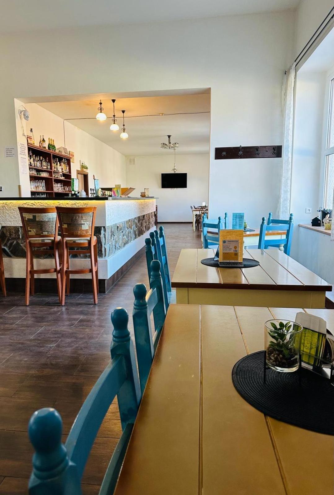 Ostende - Chatky U Sazavy Chocerady Bagian luar foto